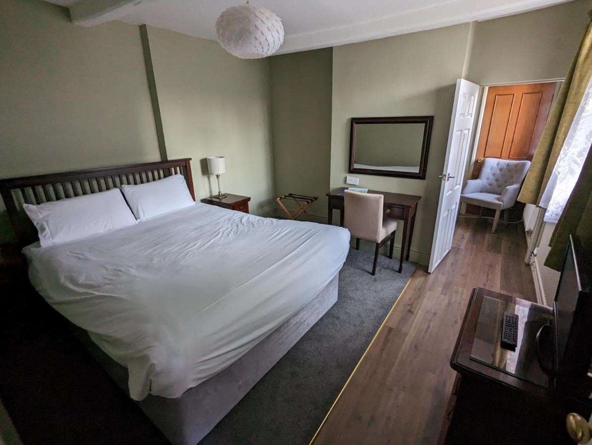 The Cottage Hotel Bradmore  エクステリア 写真