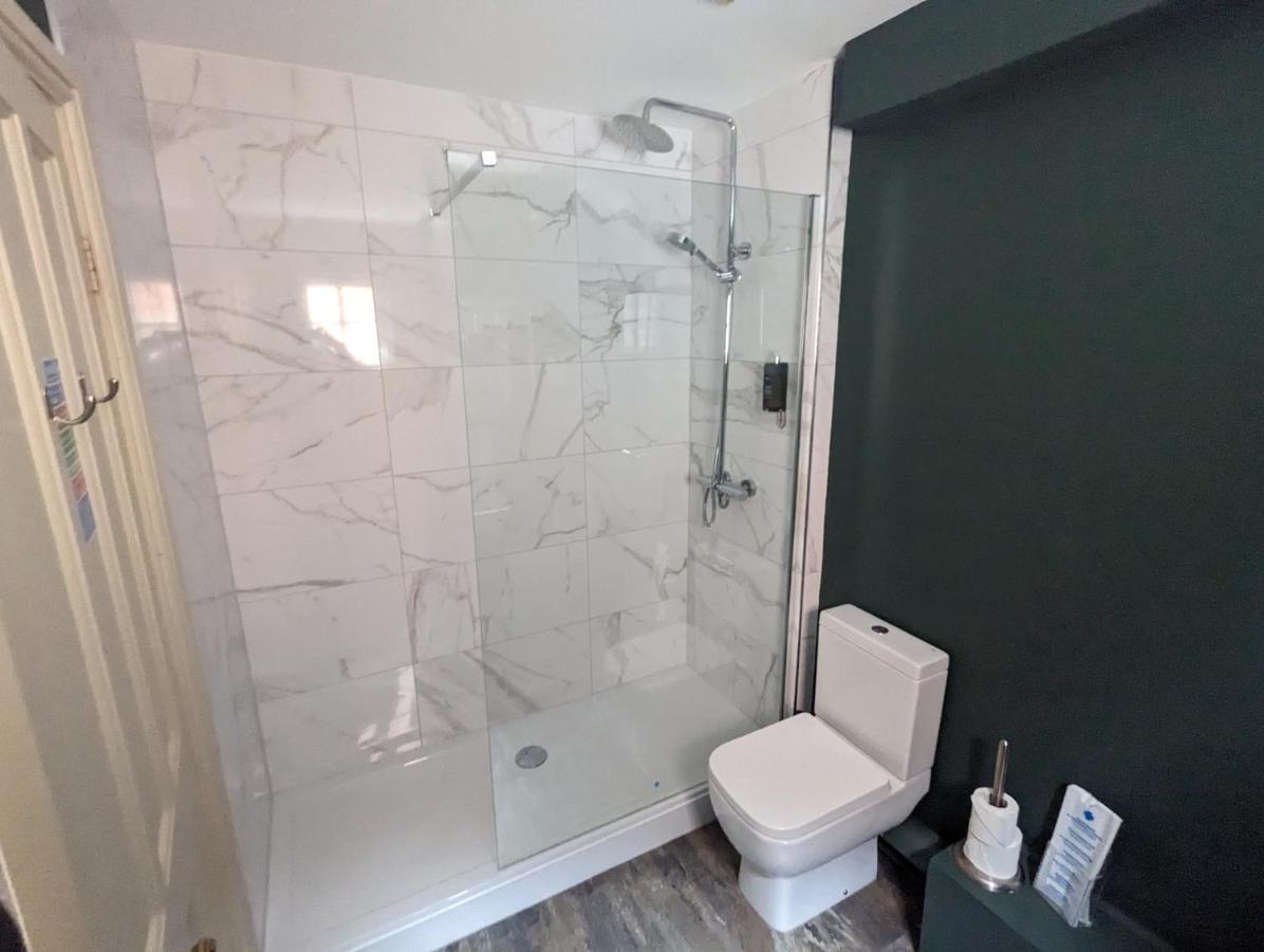The Cottage Hotel Bradmore  エクステリア 写真