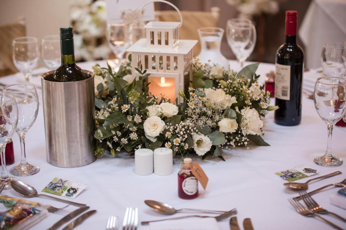 The Cottage Hotel Bradmore  エクステリア 写真