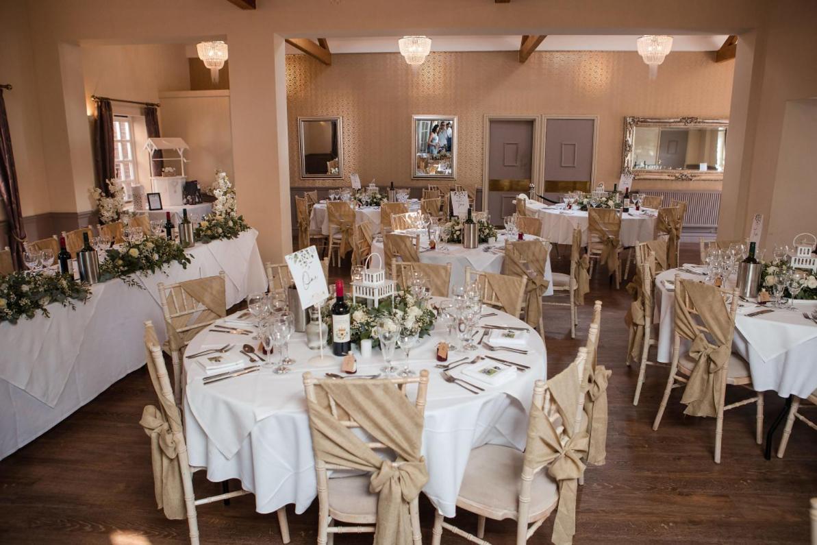 The Cottage Hotel Bradmore  エクステリア 写真