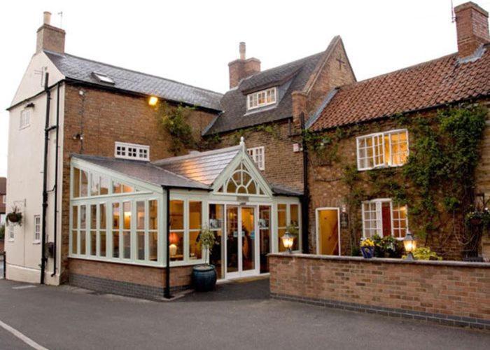 The Cottage Hotel Bradmore  エクステリア 写真
