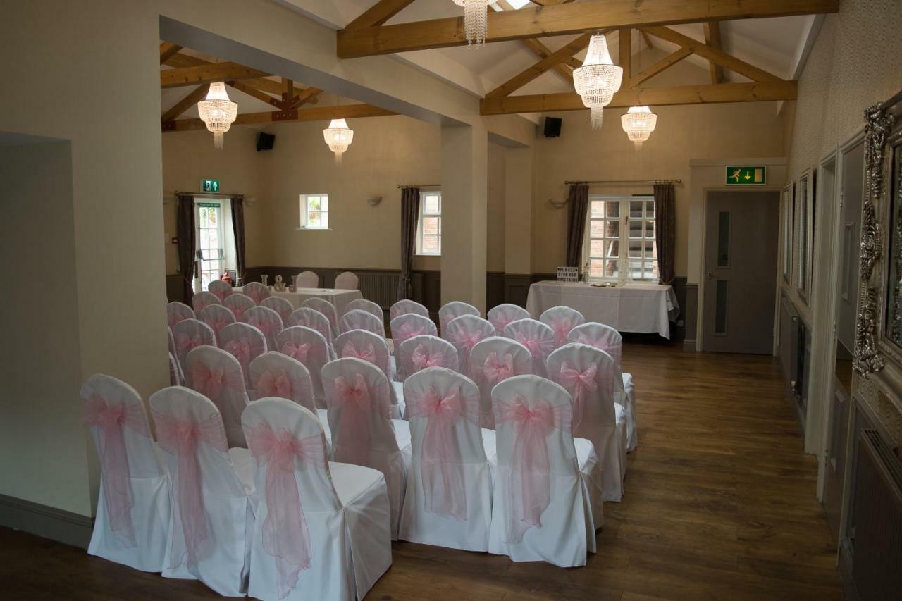 The Cottage Hotel Bradmore  エクステリア 写真
