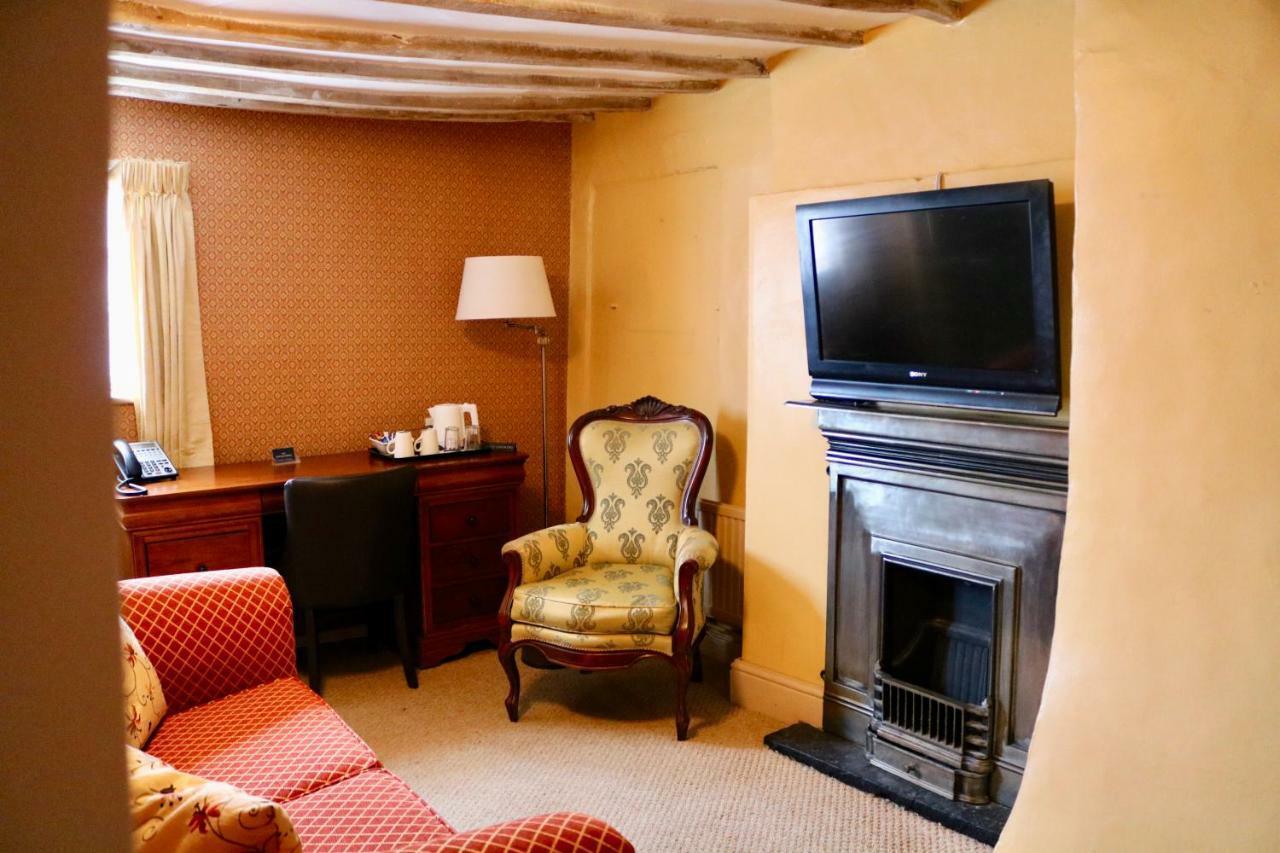 The Cottage Hotel Bradmore  エクステリア 写真